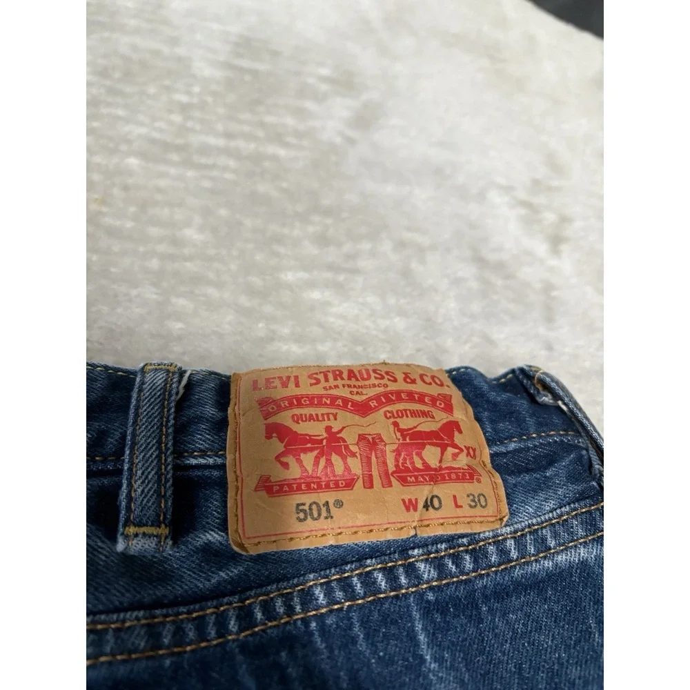 Levi's 501 Mens‎ Straight 40x30 Blue Denim Jeans Pants Button Fly